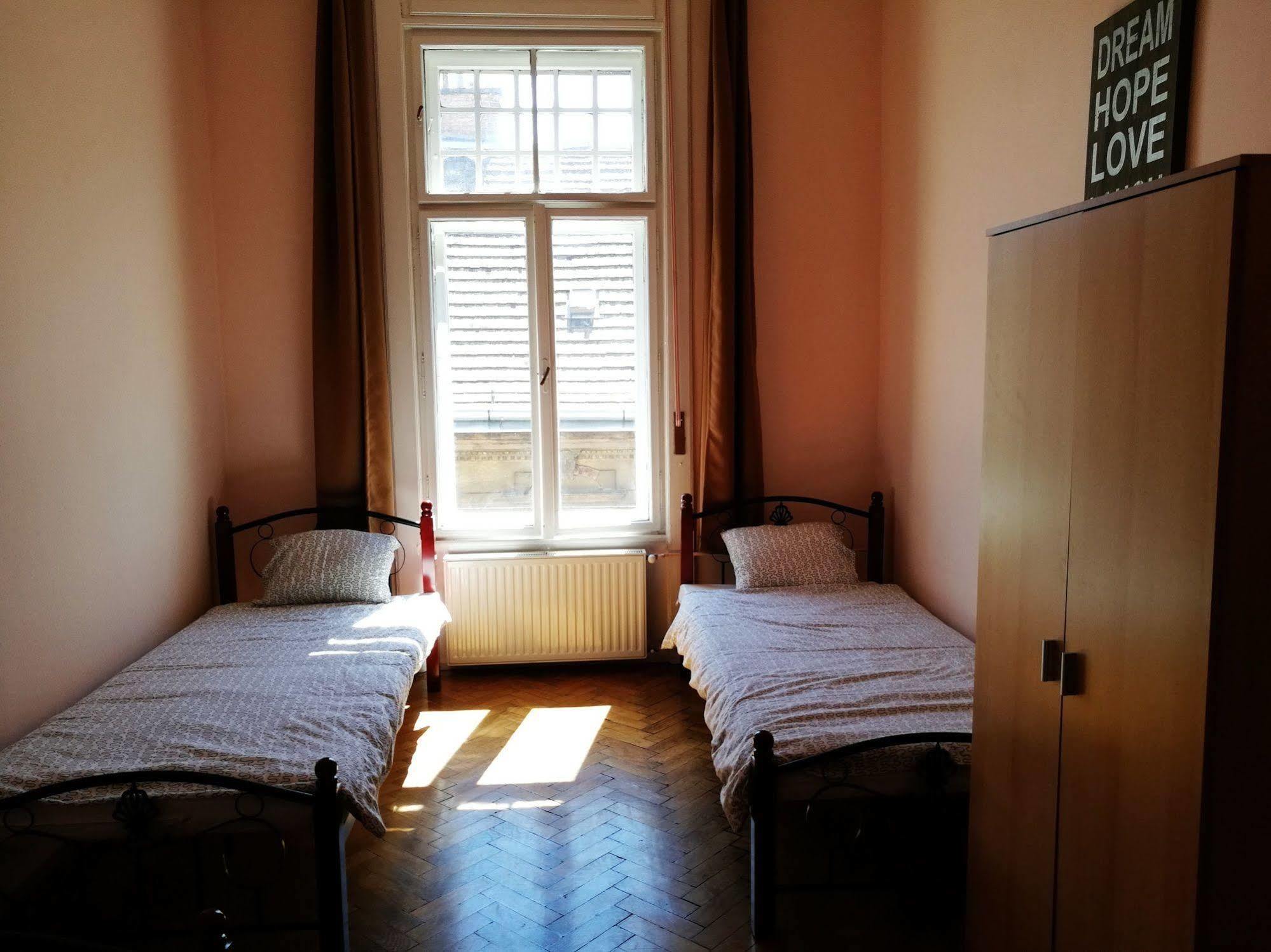 Treestyle Hostel Budapest Eksteriør bilde